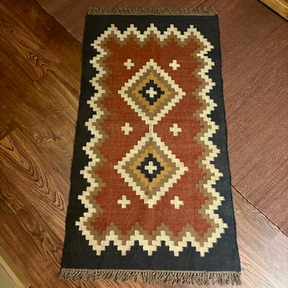 Southwestern Kilim Rug (Handmade from India) - Picture 1 of 2